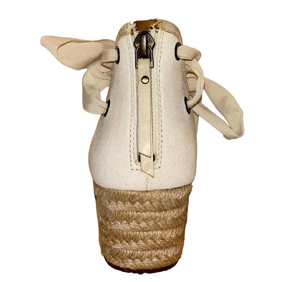 UGG Amell Womens Wedge Sandals 8 Beige Canvas Espadrille Ankle Wrap Zip Cork EUC - Picture 7 of 11